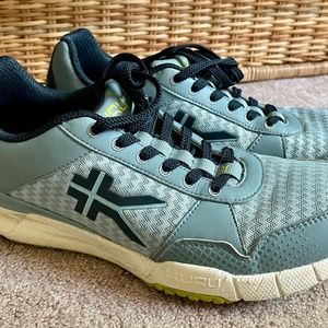 Kuru Quantam Women's Sneakers- Size 10